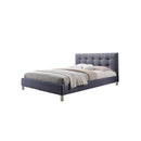 CAMA QUEEN TAPIZADA EN TELA GRIS Y PATAS PLATEADAS