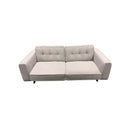 SOFA ESTACIONARIO DE 3 ASIENTOS EN TELA BEIGE Y PATAS MARRONES