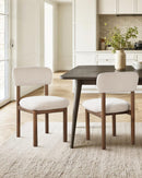 SILLA DE COMEDOR EN TELA BEIGE Y PATAS ACABADO DE MARA