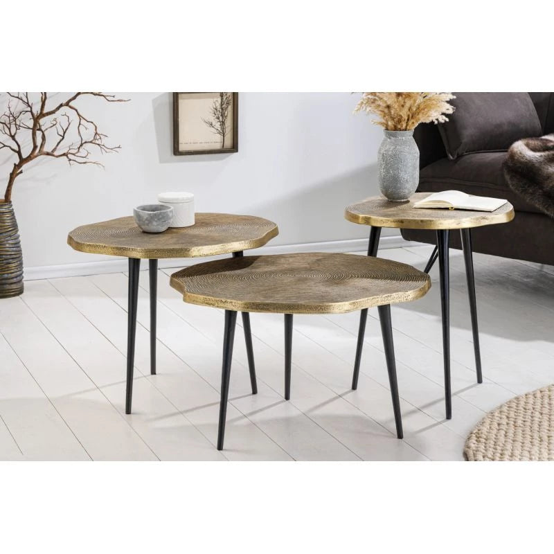 MESA DE CENTRO DORADA Y PATAS NEGRAS