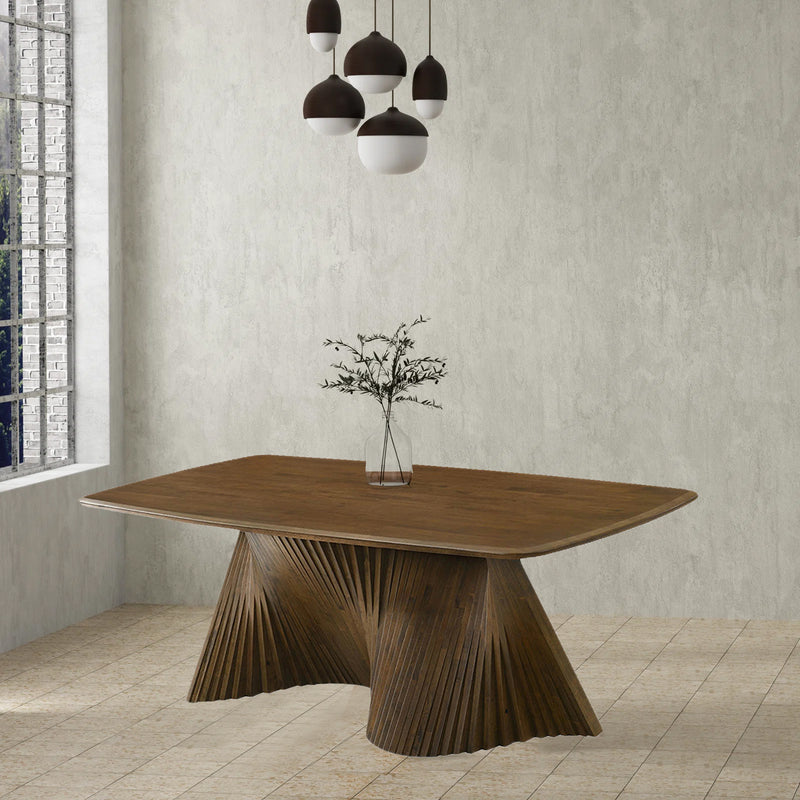 MESA DE COMEDOR ACABADO DE MADERA