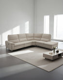 SOFA SECCIONAL RECLINABLE  ELECTRICO EN TELA BEIGE Y PATAS CROMADAS