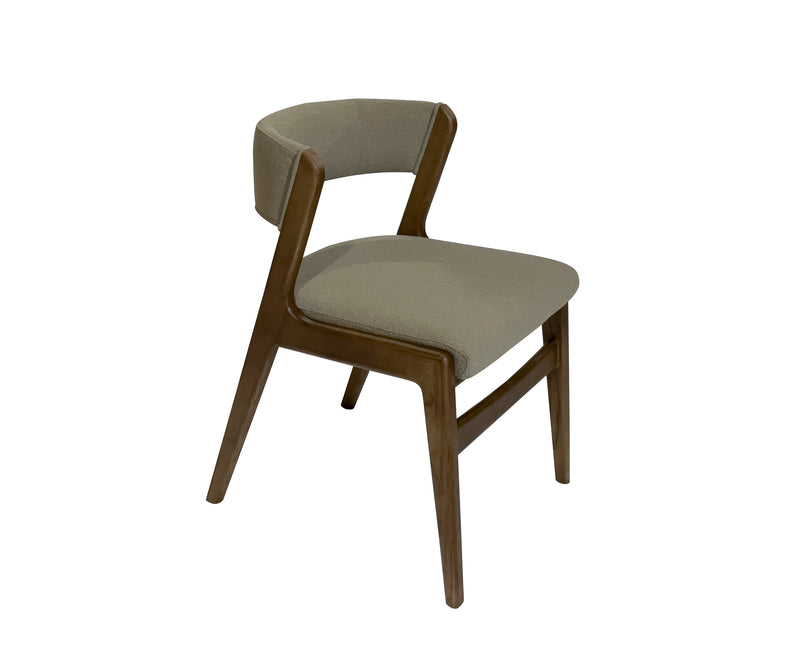 SILLA DE COMEDOR EN TELA BEIGE Y PATAS ACABADO DE MADERA