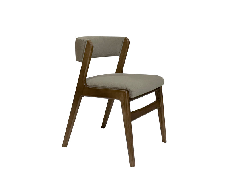 SILLA DE COMEDOR EN TELA BEIGE Y PATAS ACABADO DE MADERA