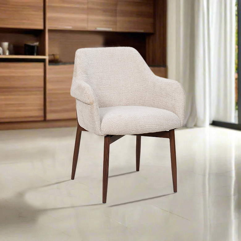 SILLA DE COMEDOR EN TELA BEIGE Y PATAS ACABADO DE MADERA