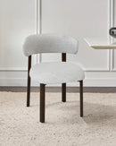 SILLA DE COMEDOR EN TELA TEXTURIZADA OFF WHITE Y PATAS ESTILO MADERA