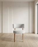 SILLA EN TELA BEIGE Y PATAS EN METAL ESTILO MADERA