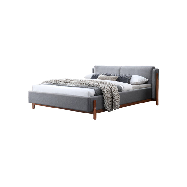 CAMA QUEEN EN TELA GRIS, PATAS MARRONES