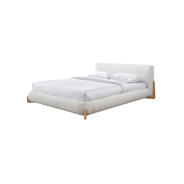 CAMA KING EN TELA BLANCA, PATAS MARRONES