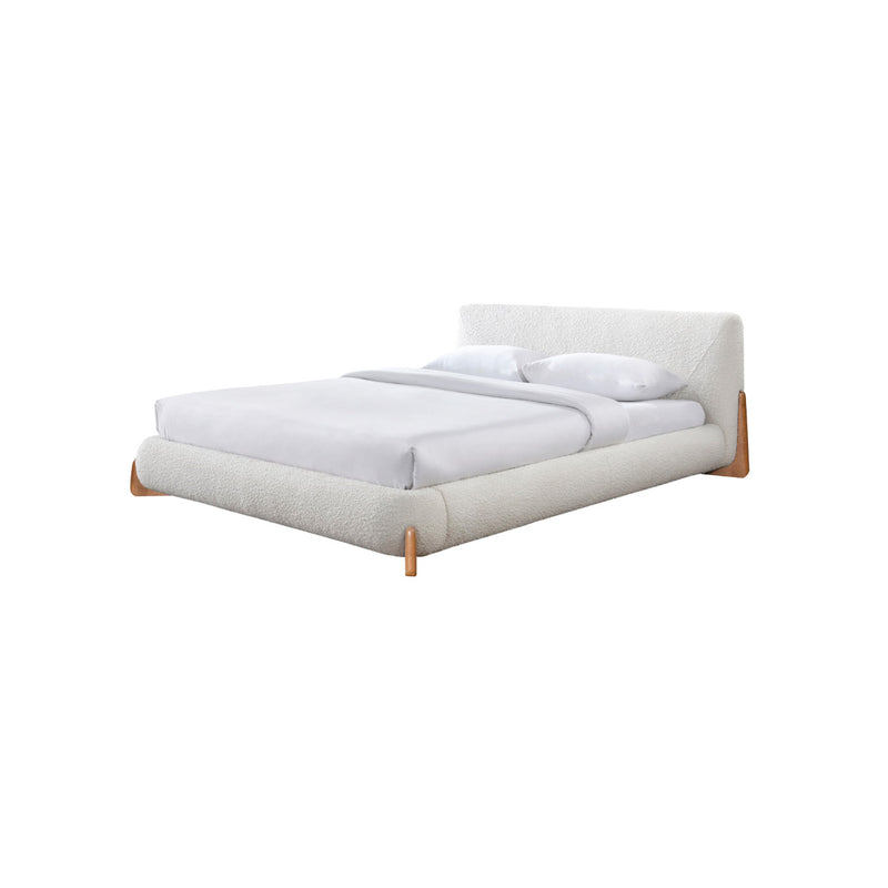 CAMA KING EN TELA BLANCA, PATAS MARRONES