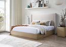 CAMA KING EN TELA CREMA BEIGE ACABADO DE MADERA