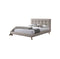 CAMA FULL EN TELA BEIGE Y PATAS MARRONES