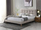 CAMA FULL EN TELA BEIGE Y PATAS MARRONES