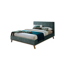 CAMA QUEEN EN TELA VERDE Y PATAS MARRONES
