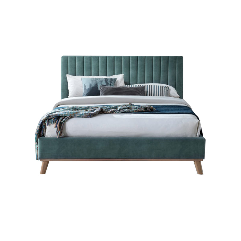CAMA QUEEN EN TELA VERDE Y PATAS MARRONES