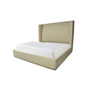 ***CAMA KING TAPIZADA EN TELA BEIGE Y PATAS ACABADO EN MADERA ENVEJECIDA