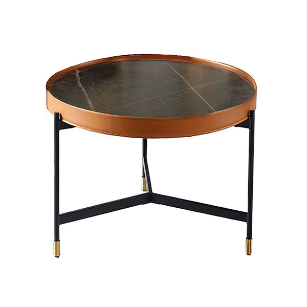 MESA DE CENTRO DE TOPE DE CERÁMICA NEGRA EXTERIOR EN PU NARANJA Y PATAS NEGRAS  CASQUILLOS DORADOS