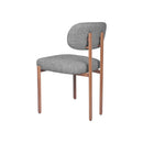SILLA DE COMEDOR EN TELA GRIS Y PATAS ACABADO DE MADERA