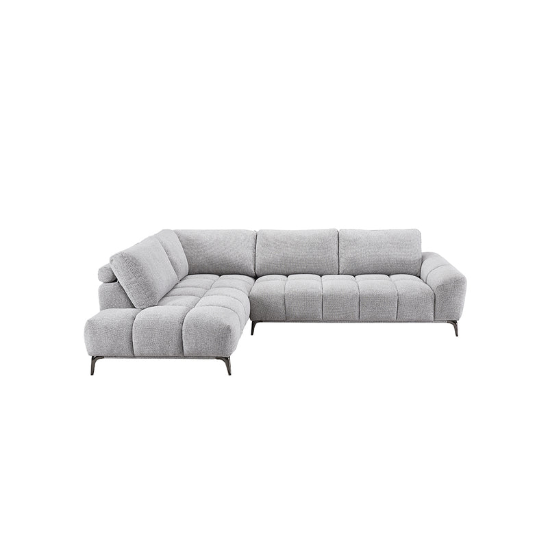 SOFA SECCIONAL ESTACIONARIO EN TELA GRIS Y PATAS CROMADAS