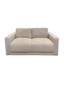 SOFA ESTACIONARIO DE DOS ASIENTOS EN TELA BEIGE