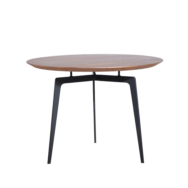 ***MESA DE CENTRO PORVOO DE ACABADO EN MADERA  Y PATAS NEGRAS