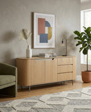 CREDENZA ACABADO DE MADERA NATURAL