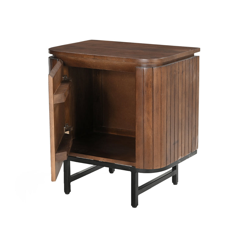 MESA DE NOCHE EN ACABADO MADERA Y PATAS NEGRAS
