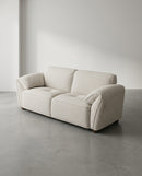 SOFA ESTACIONARIO DE DOS ASIENTOS EN TELA BEIGE