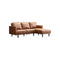 SOFA SECCIONAL ESTACIONARIO CON FRENTE DE PIEL MARRON Y PATAS NEGRAS