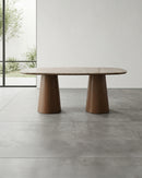 MESA DE COMEDOR TOPE DE MARMOL Y BASE ACABADO DE MADERA