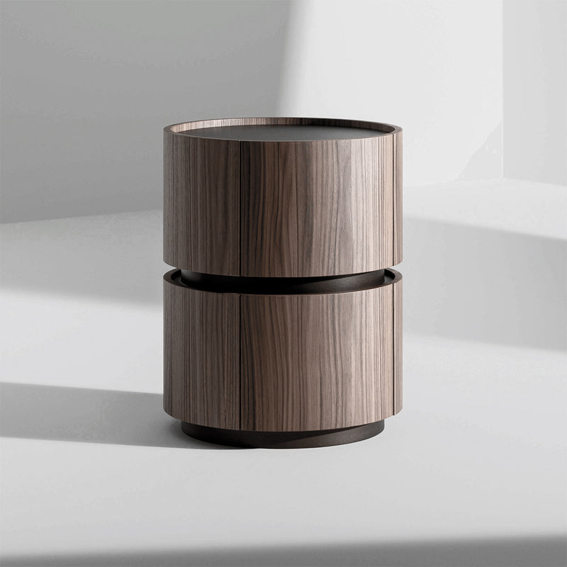 MESA DE NOCHE EN ACABADO DE MADERA