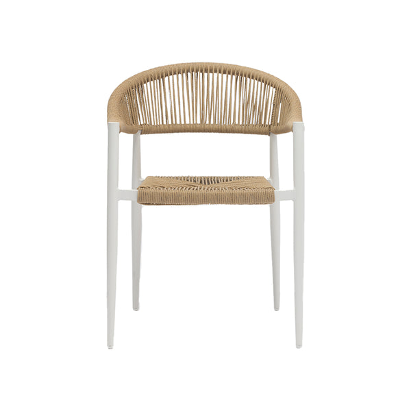 SILLA DE EXTERIOR EN RATTAN Y PATAS BLANCAS