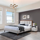 CAMA QUEEN EN TELA BEIGE Y PATAS MARRONES 7283