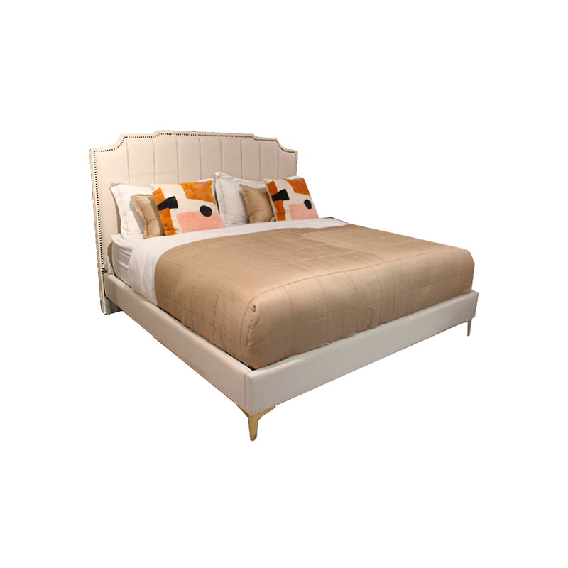 CAMA KING  TAPIZADA EN TELA CREMA Y PATAS DORADAS